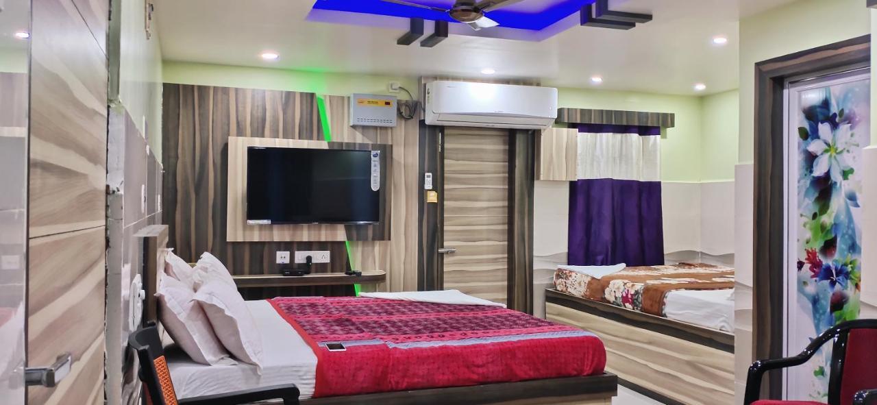 Ln Beach Homestay 普里 外观 照片